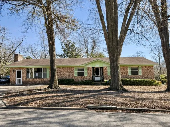 309 1st St, Nacogdoches, TX 75961