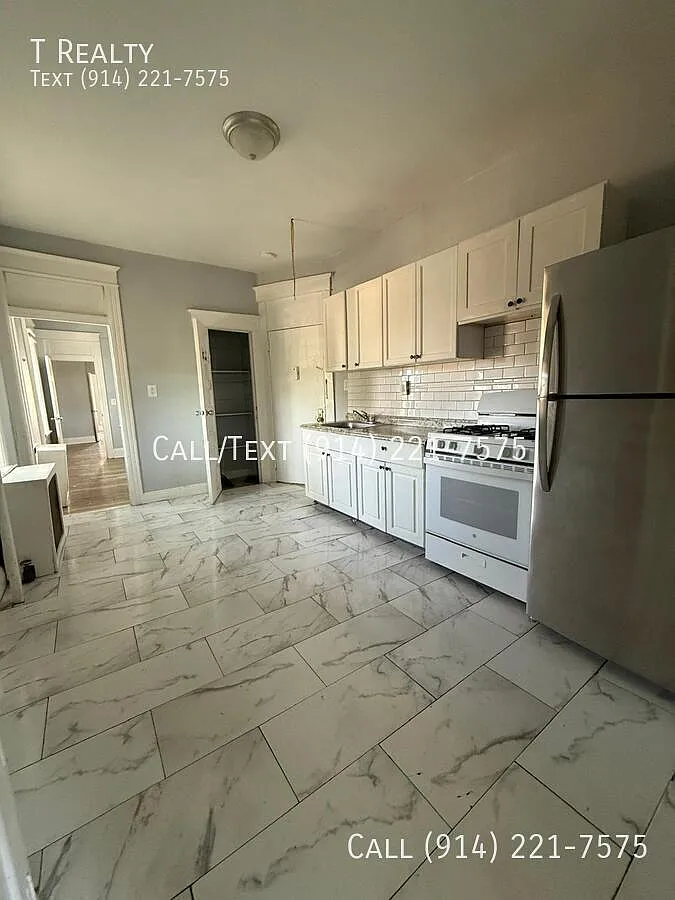2 bed, $2,300 — Photo 4