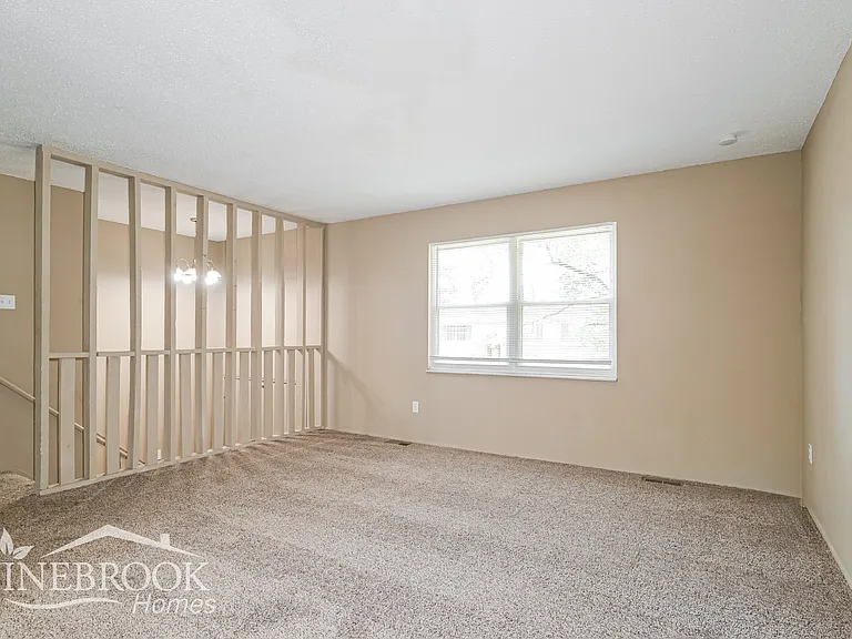2267 Foggy Bottom Dr — Photo 4