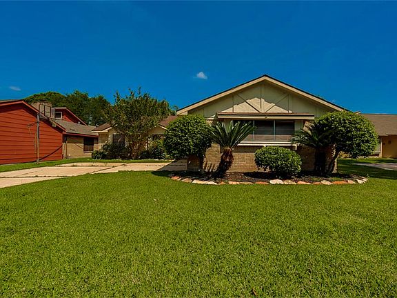 2nd image of 22438 Smokey Hill Dr