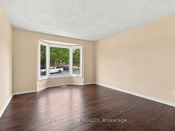 4th image of 34 Salvia St