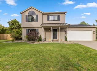 518 Redbud Ln, Middlebury, IN 46540