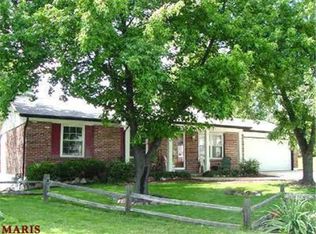 104 Phyllisaire Ct, Saint Peters, MO