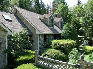12 Mount View Dr, Veazie, ME 04401