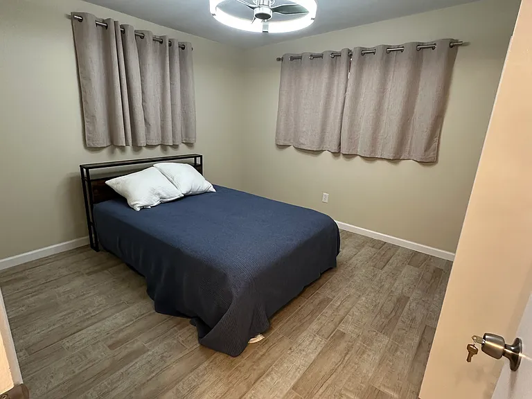 2821 E Presidio Rd — Photo 21