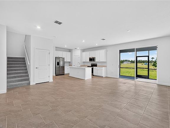 5th image of 28067 Moonstar CT