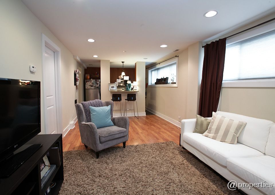Living Room/Dining Room