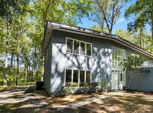 6713 Johnsdale Rd, Raleigh, NC 27615