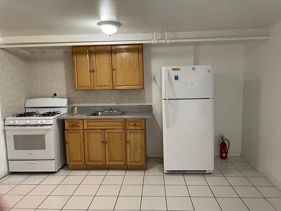 1st image of 1464 E 102nd St