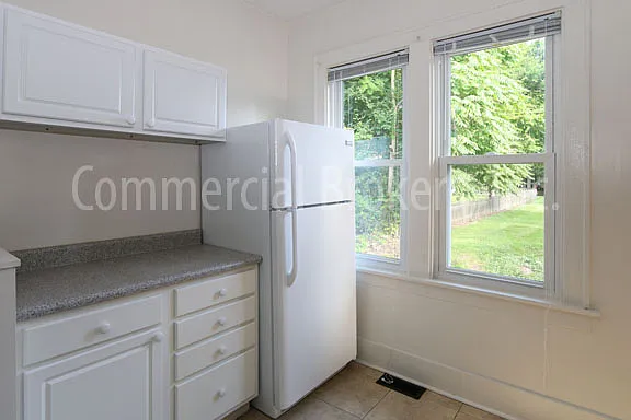 850 N Salisbury St — Photo 5