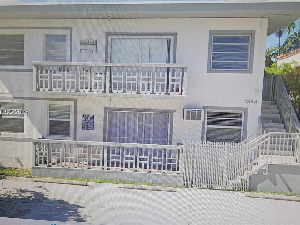 1st image of 1334 Euclid Ave APT 7