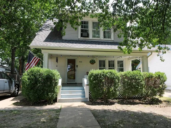 938 Oak St, Emporia, KS 66801