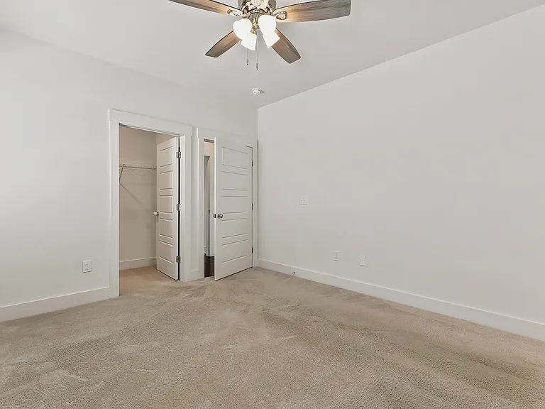 6260 Taylor Rd — Photo 43
