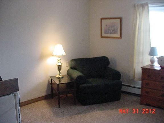 2nd image of 2439 Holmes St