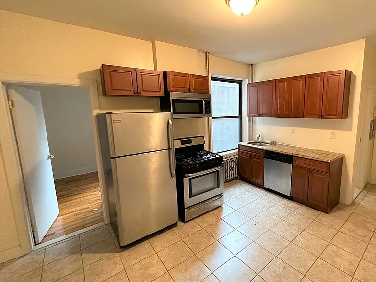 3401-The Stella on Park LLC — Photo 1