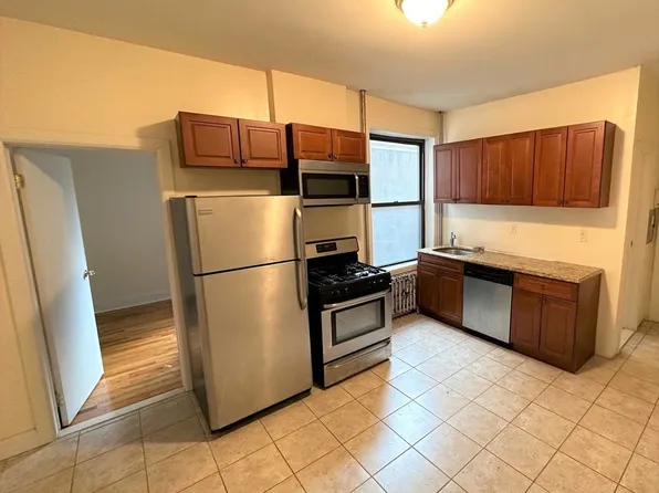 3401-The Stella on Park LLC