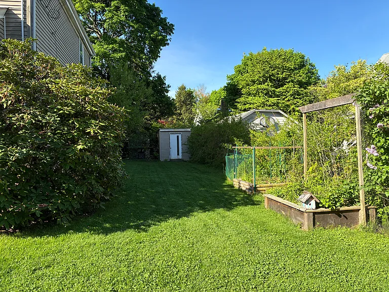 12 Oakland Rd #A — Photo 14