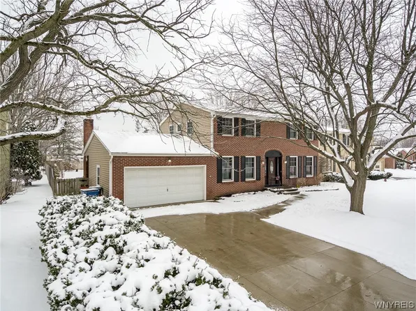 53 Roman Ln, Amherst, NY 14226