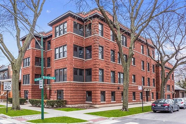 1st image of 1354 W Balmoral Ave #2