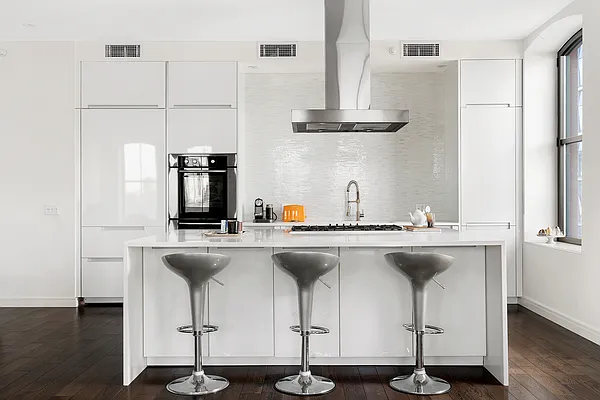 Sold by Compass | media 4