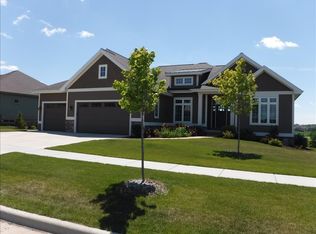 1311 Tierney Dr, Waunakee, WI 53597