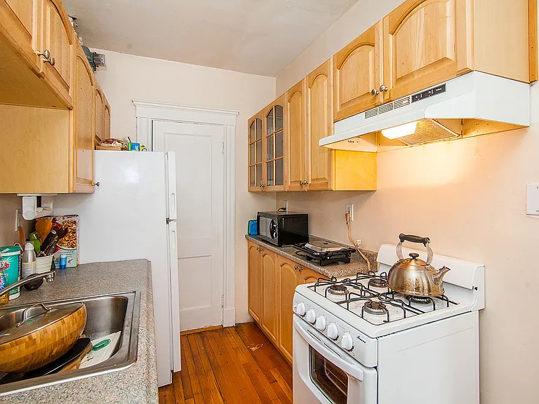 33 Walbridge St #8 — Photo 4