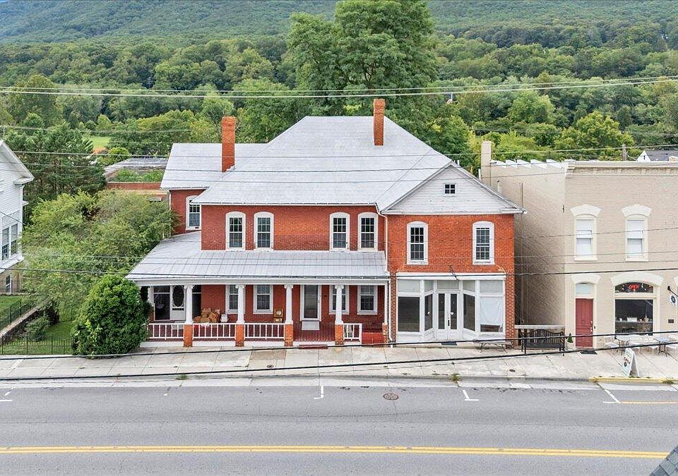 1st image of 19721 Main St
