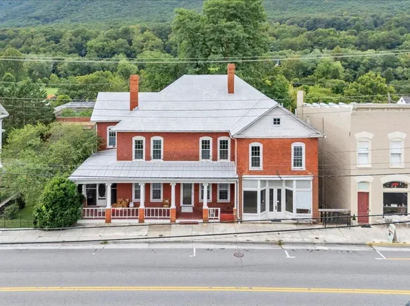 19721 Main St, Buchanan, VA 24066