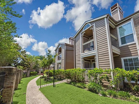 2nd image of 1860 White Oak Drive #246