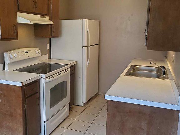 4th image of 405 S Fulton St #10964135