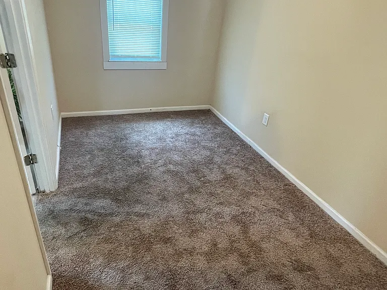 172 Bridgestone Dr — Photo 5