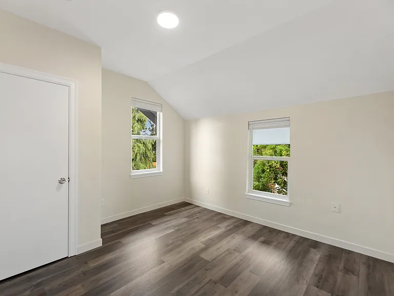6218 S Warner St — Photo 28