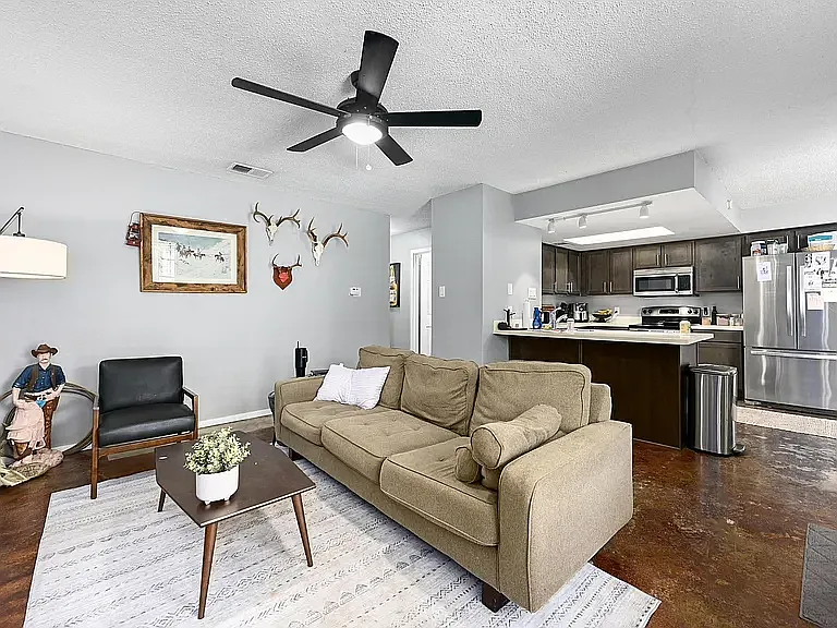 3422 Willowrun Dr #3 — Photo 10