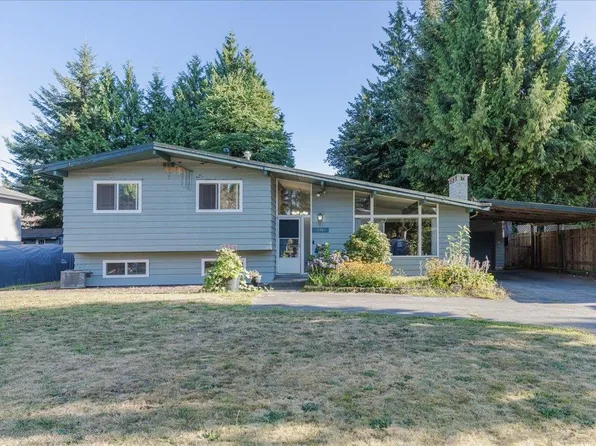 21784 Donovan Ave, Maple Ridge, BC V2X 3A7