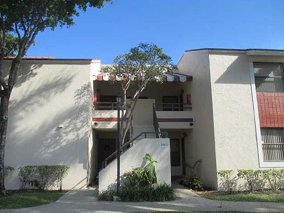 2nd image of 20075 NE 3rd Ct APT 02