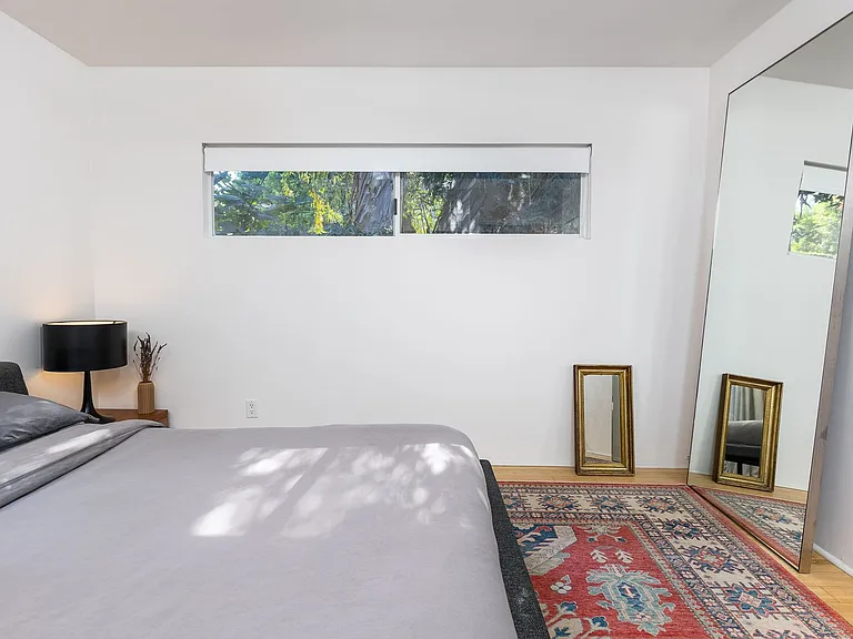 1710 Redcliff St — Photo 11