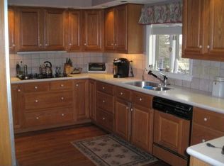 18 Valley View Farm Rd, Haverhill, MA 01835