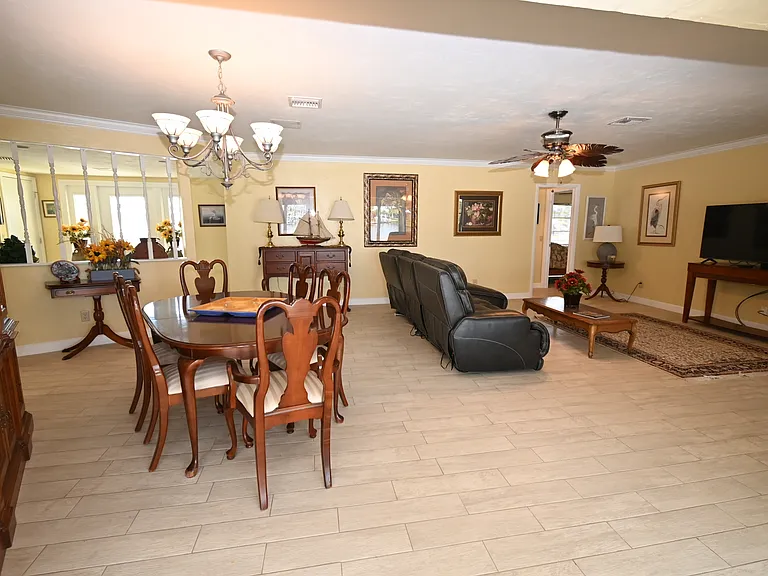 4520 Vinsetta Ave — Photo 11