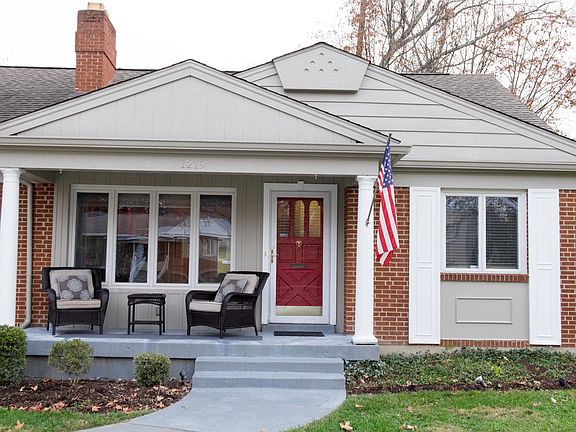 3rd image of 1219 Meriweather Ave