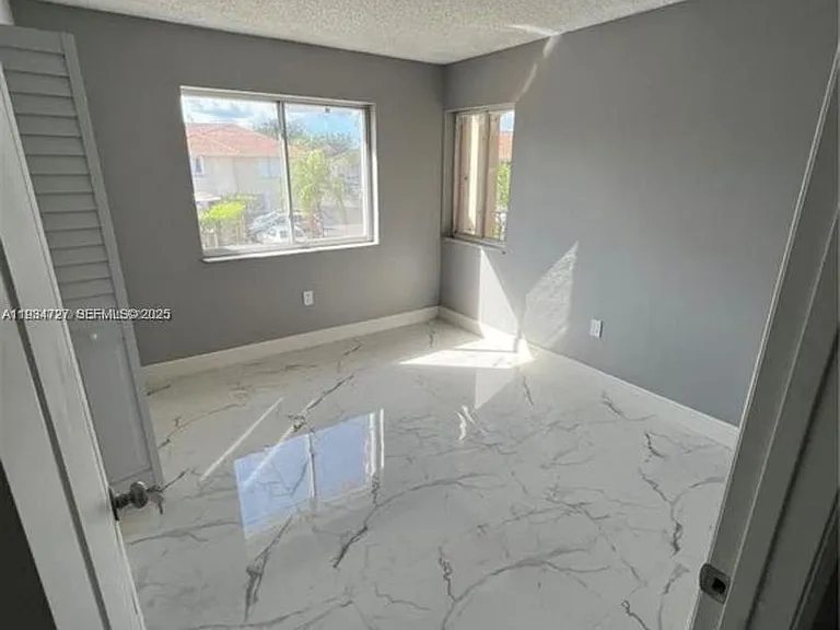 511 NW 82nd Ave #418 — Photo 7
