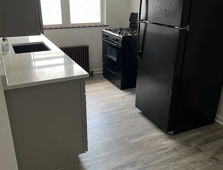 4725 Mathis St #4 — Photo 3