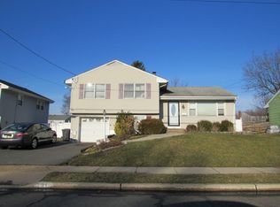 31 Winding Way, Hamilton, NJ 08620