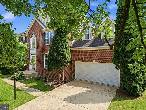 4th image of 21392 Glebe View Dr