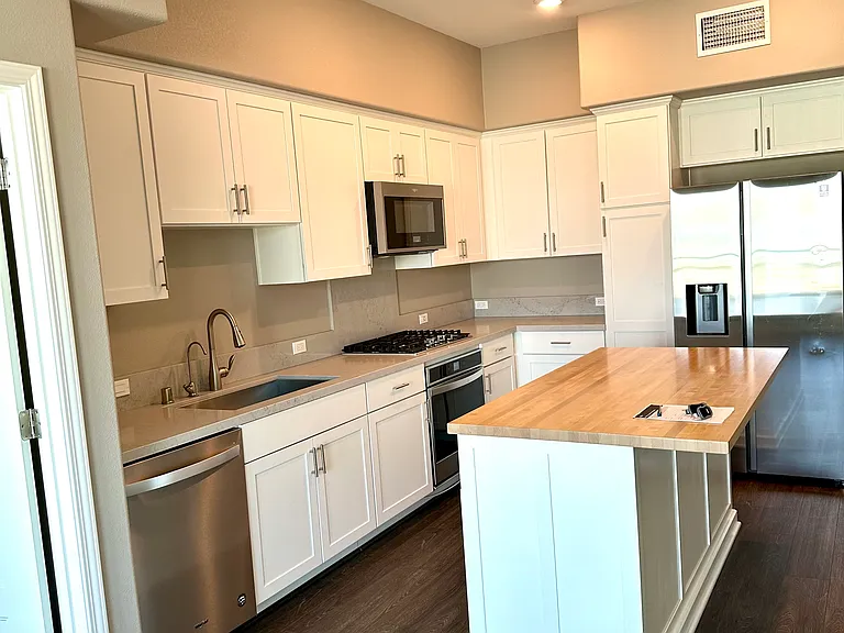 2981 Henry Miller Pl #6 — Photo 11