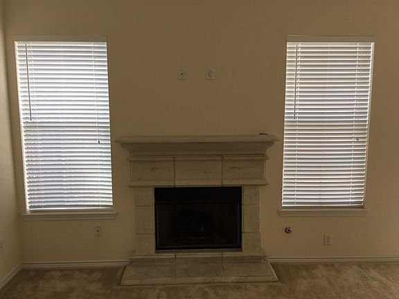 4th image of 1307 Lake Vista Ln