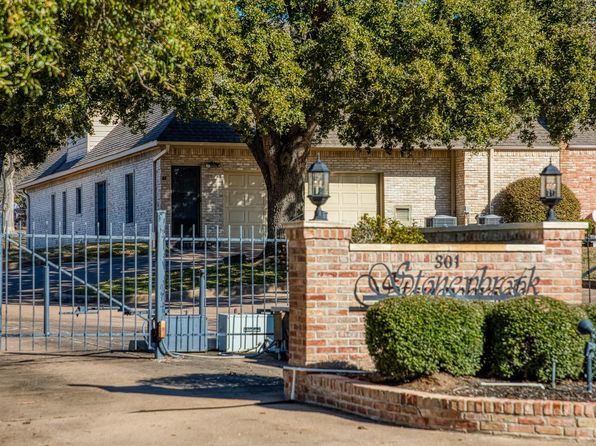 301 Stone Hill Dr #H, Brenham, TX 77833