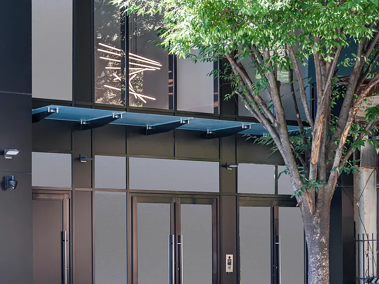 1516 Park Ave #9B — Photo 9