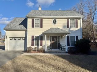 36 Fitch Meadow Ln UNIT 36, South Windsor, CT 06074