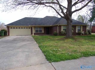 2302 Villaret Dr SW, Huntsville, AL 35803