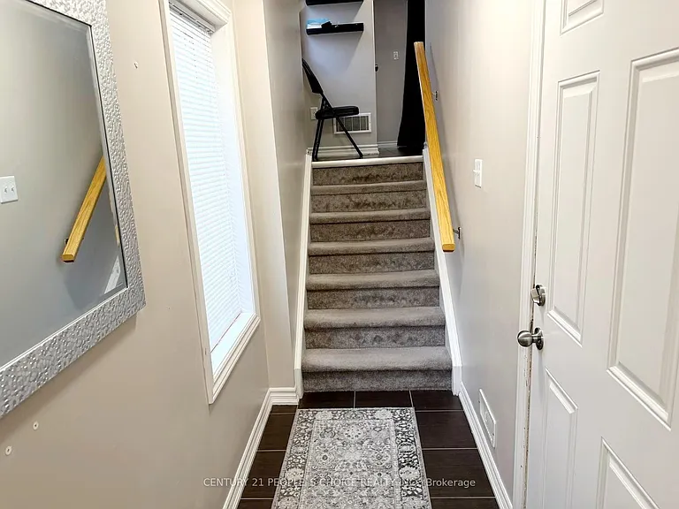 12 Poplar Dr #1 — Photo 10